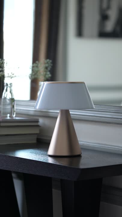Connected LED Lamp - Luma XL by Quaglio & Simonelli | Lexon