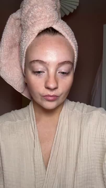 Story Cover - Glass Skin Glow